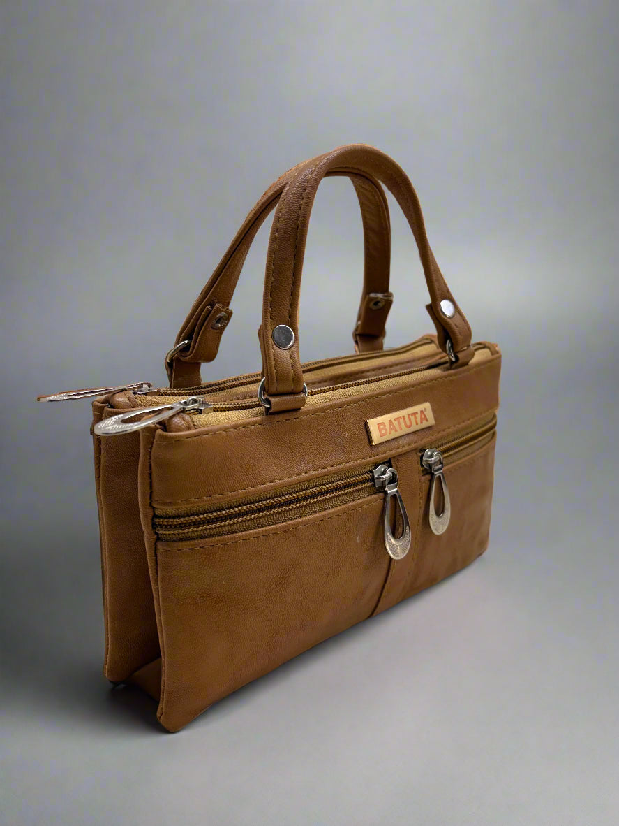 Woman Handheld bag