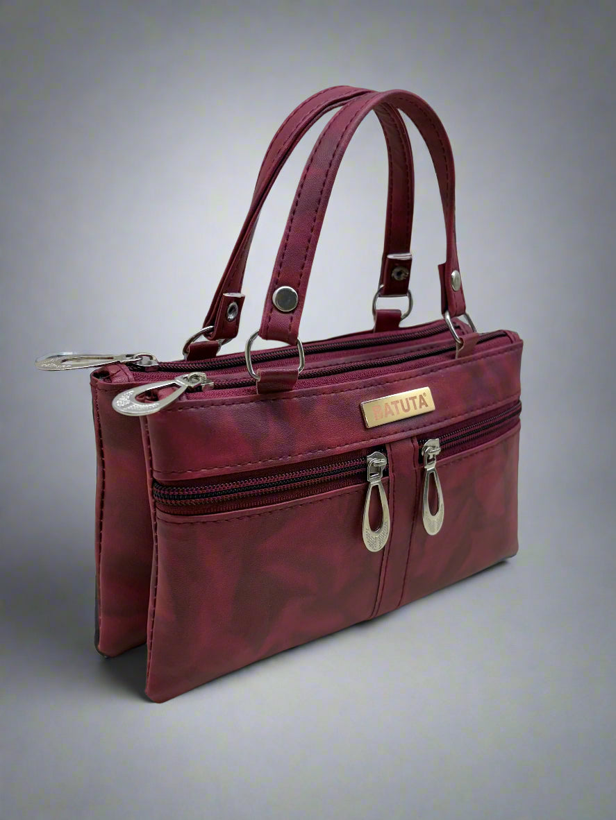 Woman Handheld bag