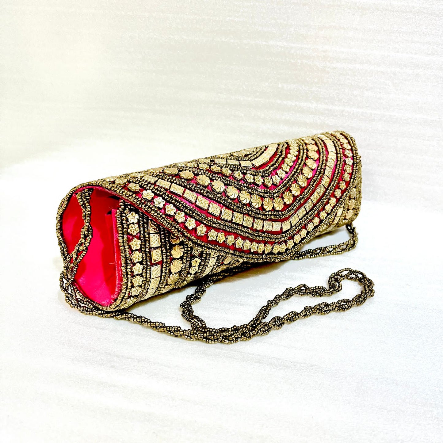 Fancy Latest Women Clutches .