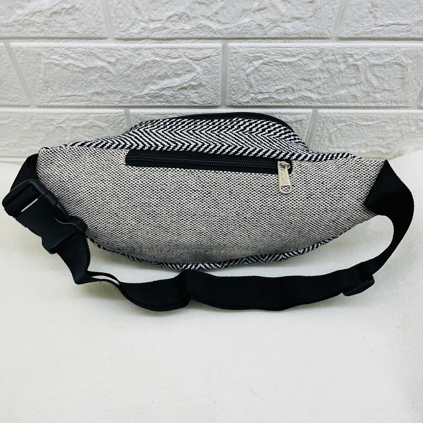 Stylish Waist Chest Mobile Pouch Travel Bag For Men Women waist bag