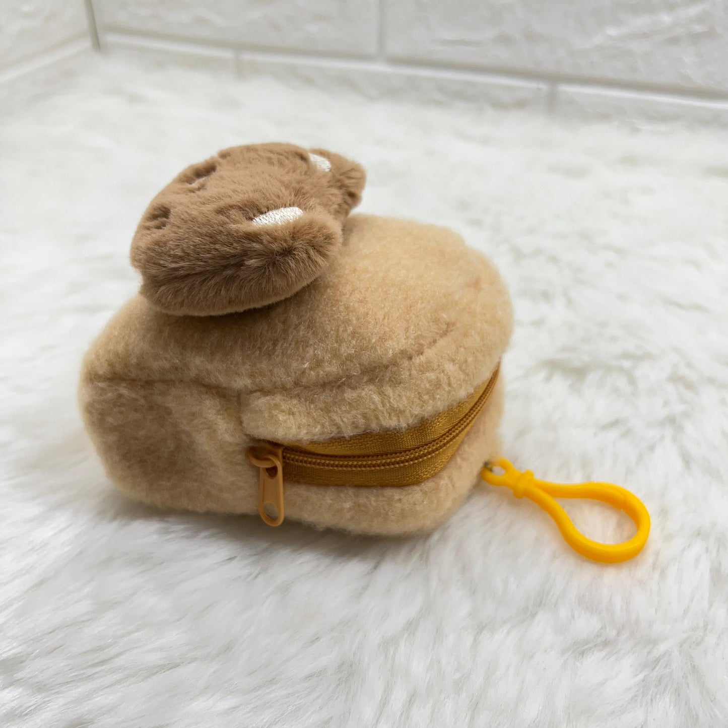 Girls Embroidery Zipper Mini Reversible Sequin Purse Keychain Pouch Bag (Multicolour, 10 x 7 x 5cm)