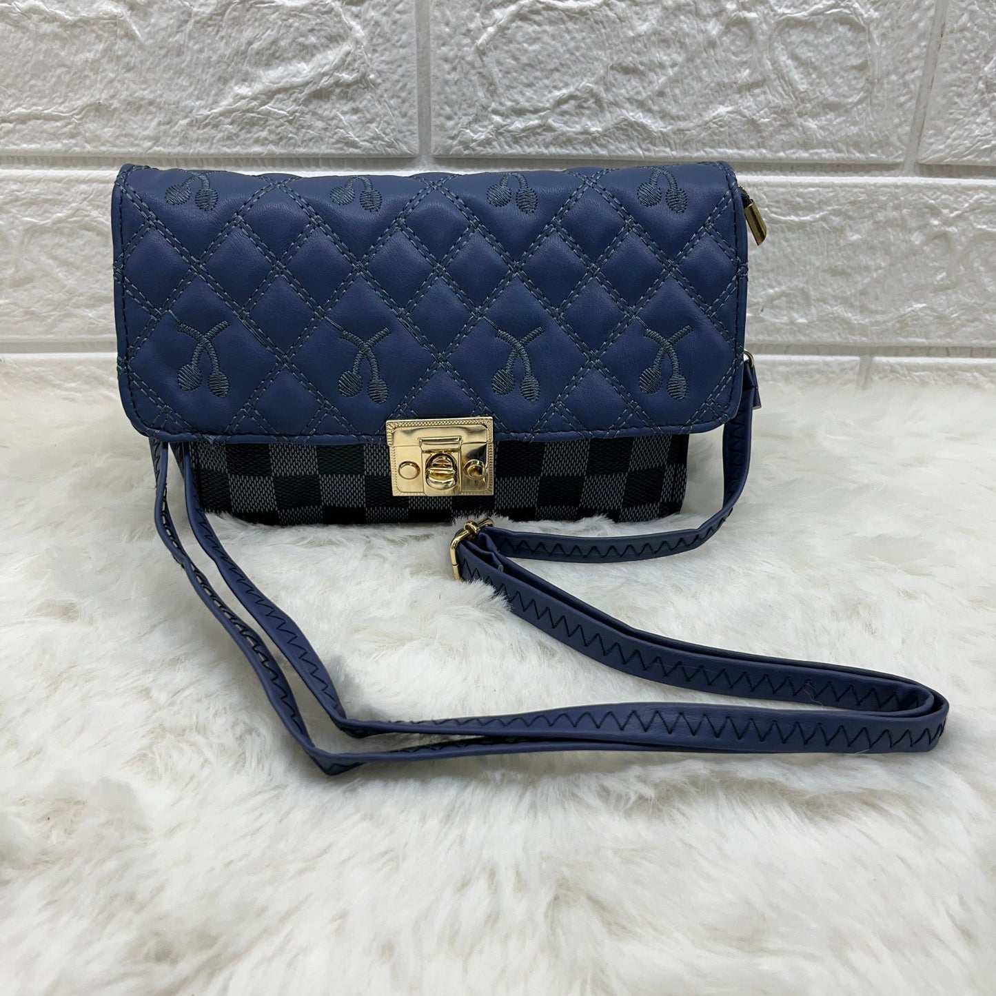 Stylish sling bag