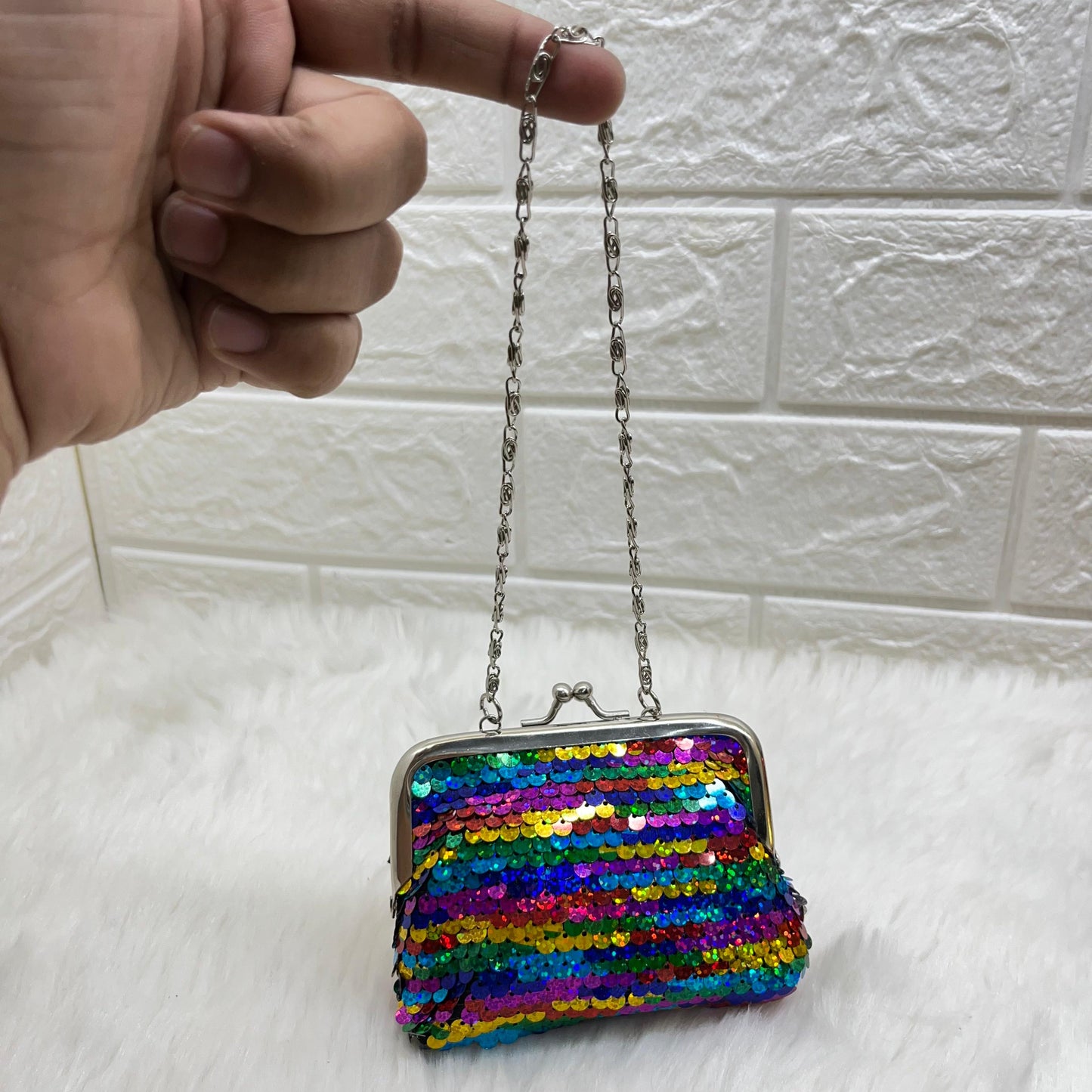 Kiss Lock Closure Coin Purses for Women and Girls, Sequin Coin Wallet Mini Purse Coin Purse with Detachable Handle