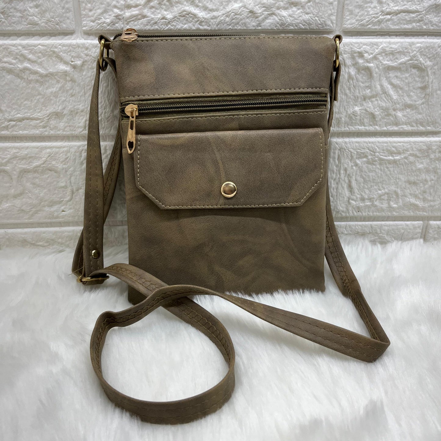 Stylish sling bag