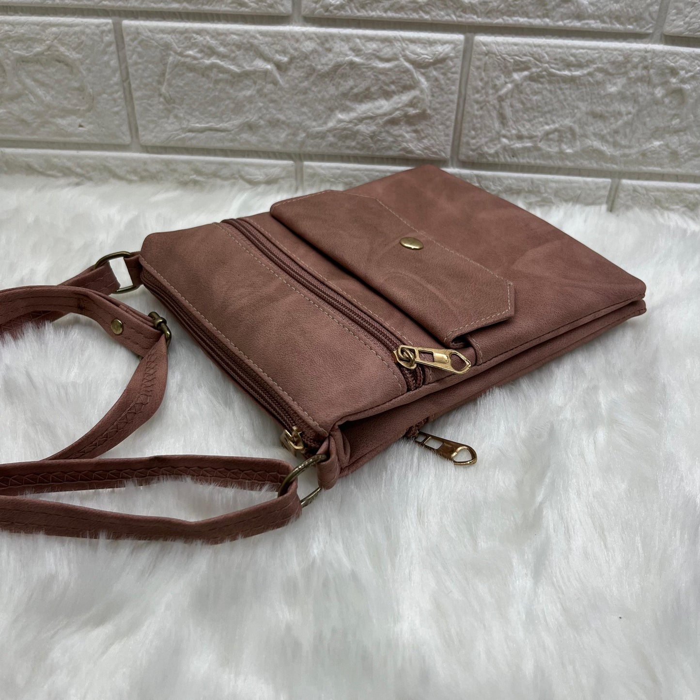 Stylish sling bag