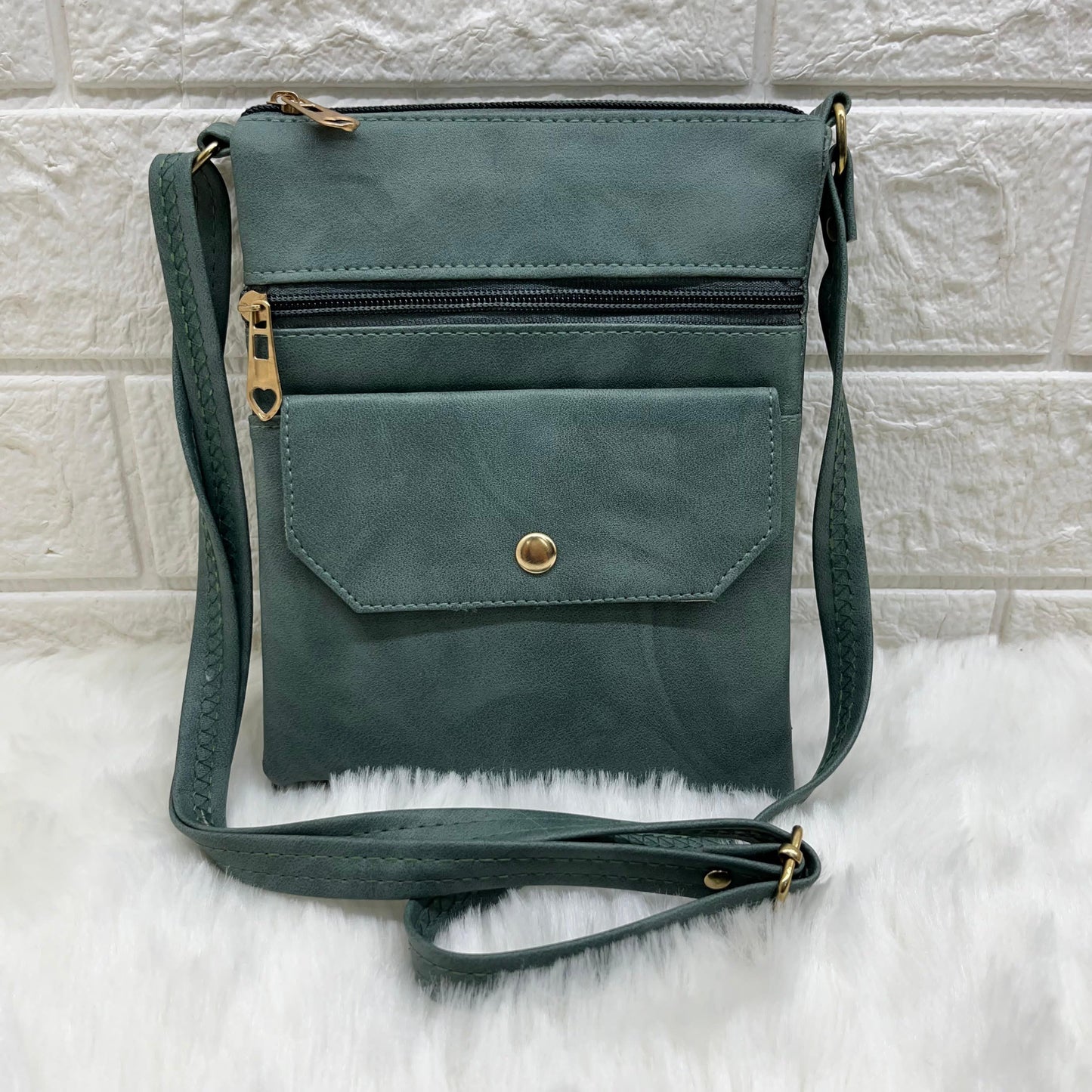 Stylish sling bag