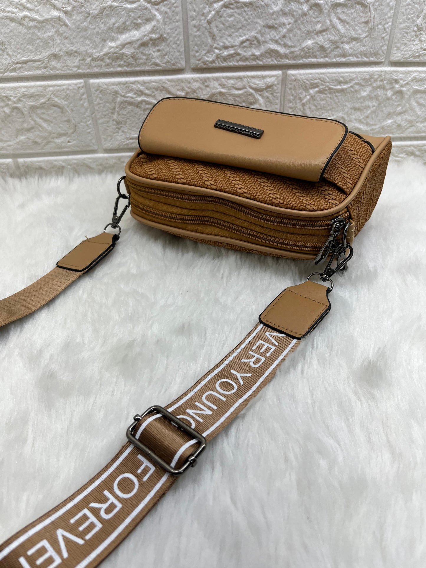 Women Cellphone Sling Bag Mobile Money Holder Wallet Purse Clutch Handbag Crossbody Shoulder Bag for Girls