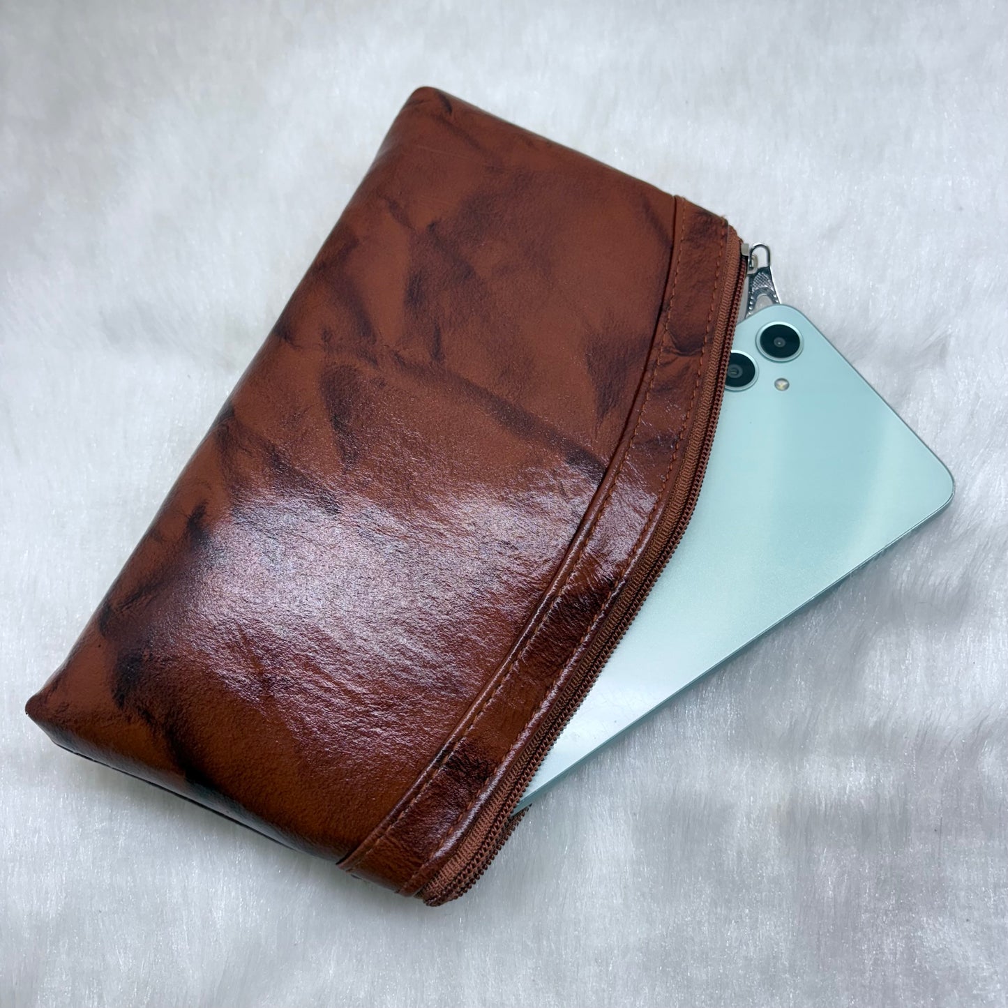 BATUTA Genuine Leather Wallet for Women This single-partition