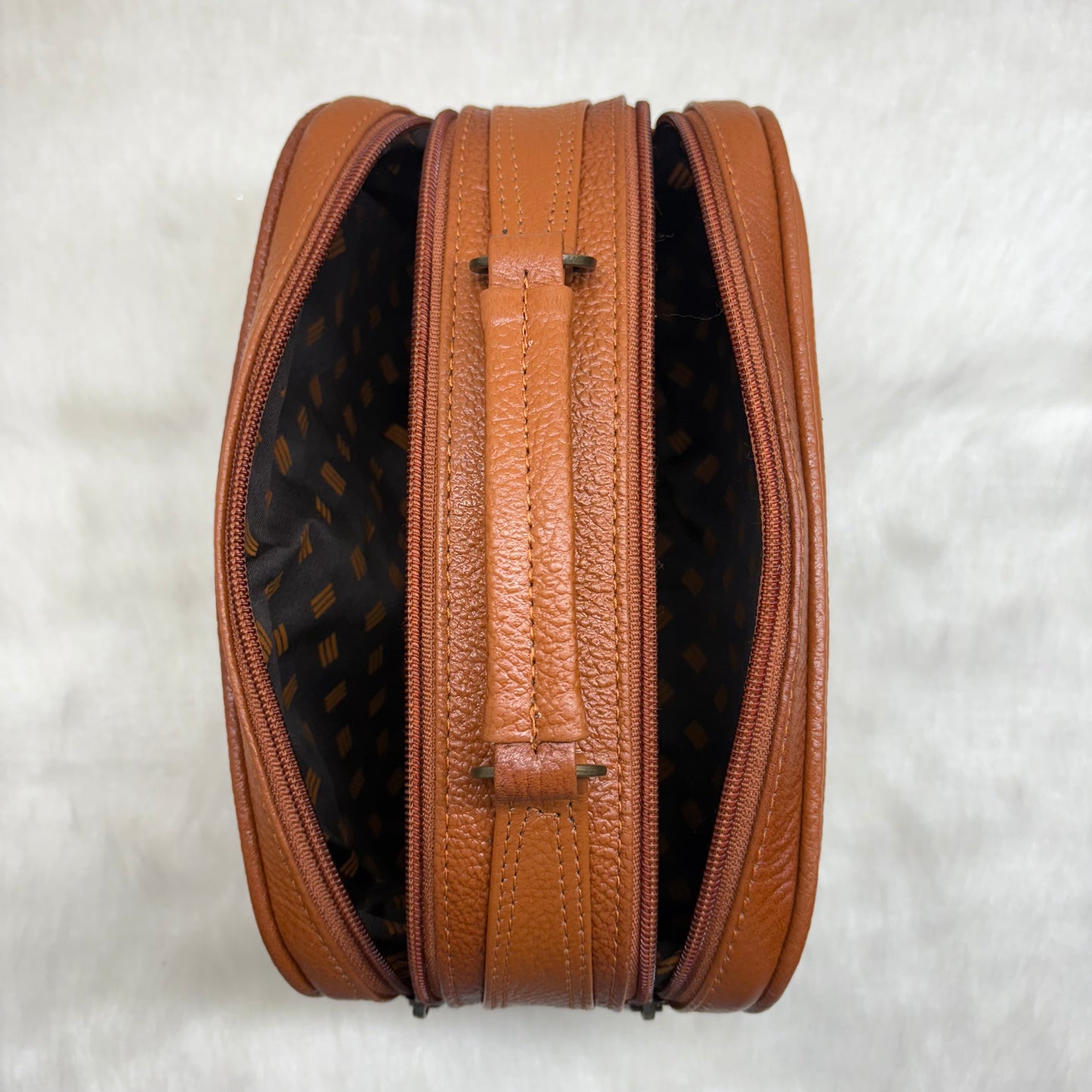 BATUTA Genuine Leather Toiletry Bag for Men & Women | Travel Shaving Kit Pouch | Two Section Variants | Vintage Brown & Black | Unisex Kit Organizer