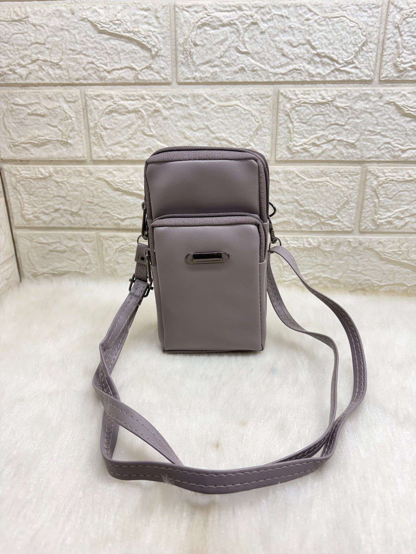 BATUTA HUB Women’s Mobile Sling Bag | Multi Pocket Crossbody Bag | 3 Zip Compartments | Adjustable Shoulder Strap Compact Travel Organizer Purse for Daily Use