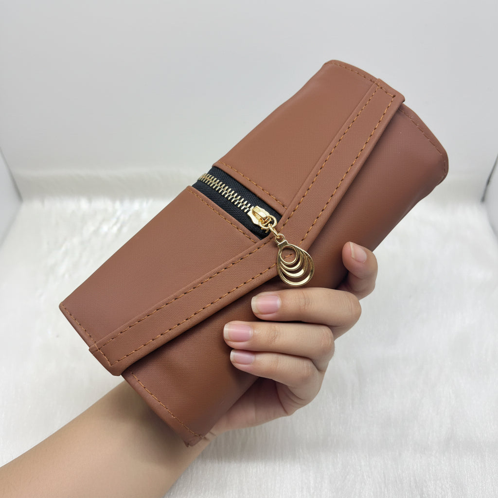 Elegant Women’s Multi-Compartment Long Wallet with Zipper Pocket & Magnetic Closure