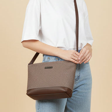 BATUTA HUB Women Crossbody Sling Bag | Premium PU Leather Small Side Bag for Girls & Ladies | Adjustable Strap | Multiple Zipper Pockets | Lightweight Daily Use Purse