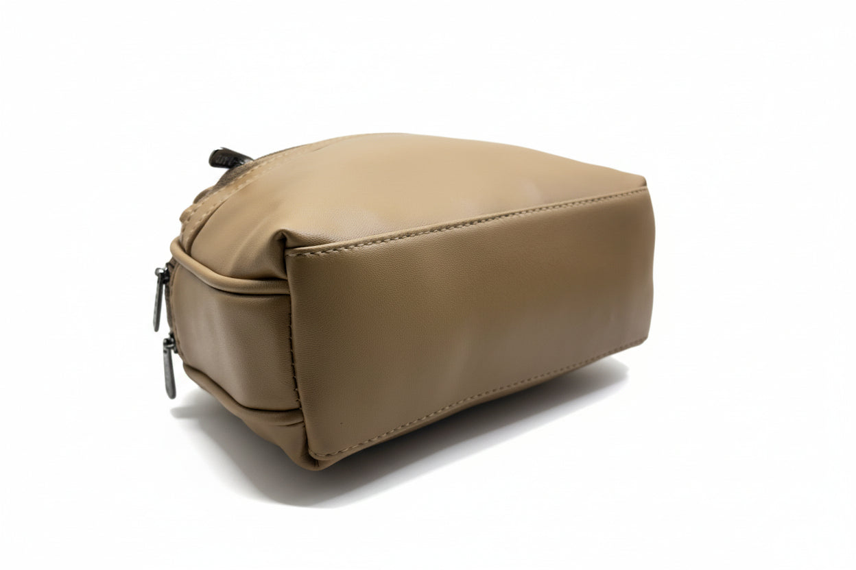 BATUTA Small Hand Bag for Women, PU Leather, Stylish and Lightweight, Top Hand Held Bag