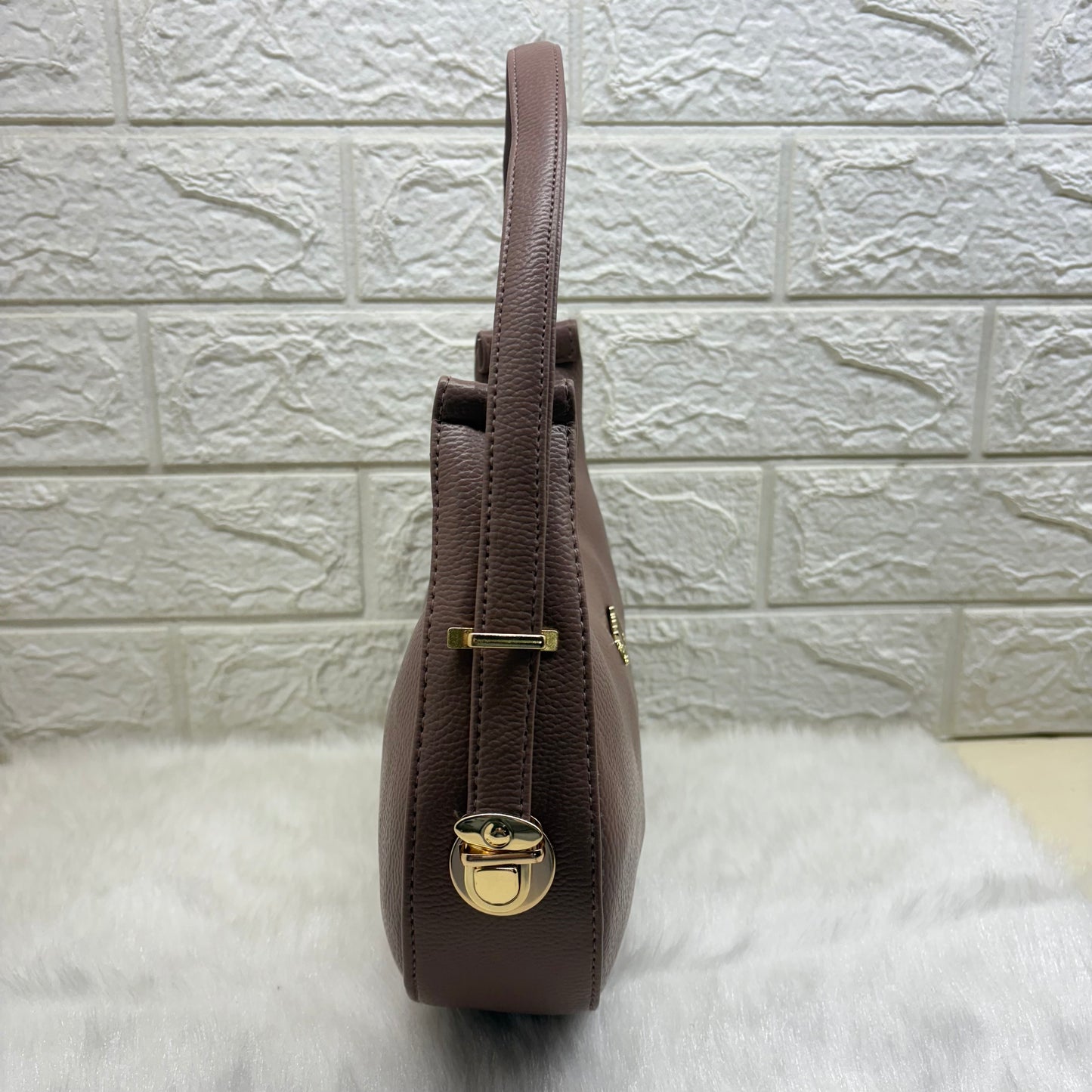 BATUTA Shoulder Bag For Woman Stylish | Small Womens Handbag | For Traveling, Party & Everyday Use | Gift For Women