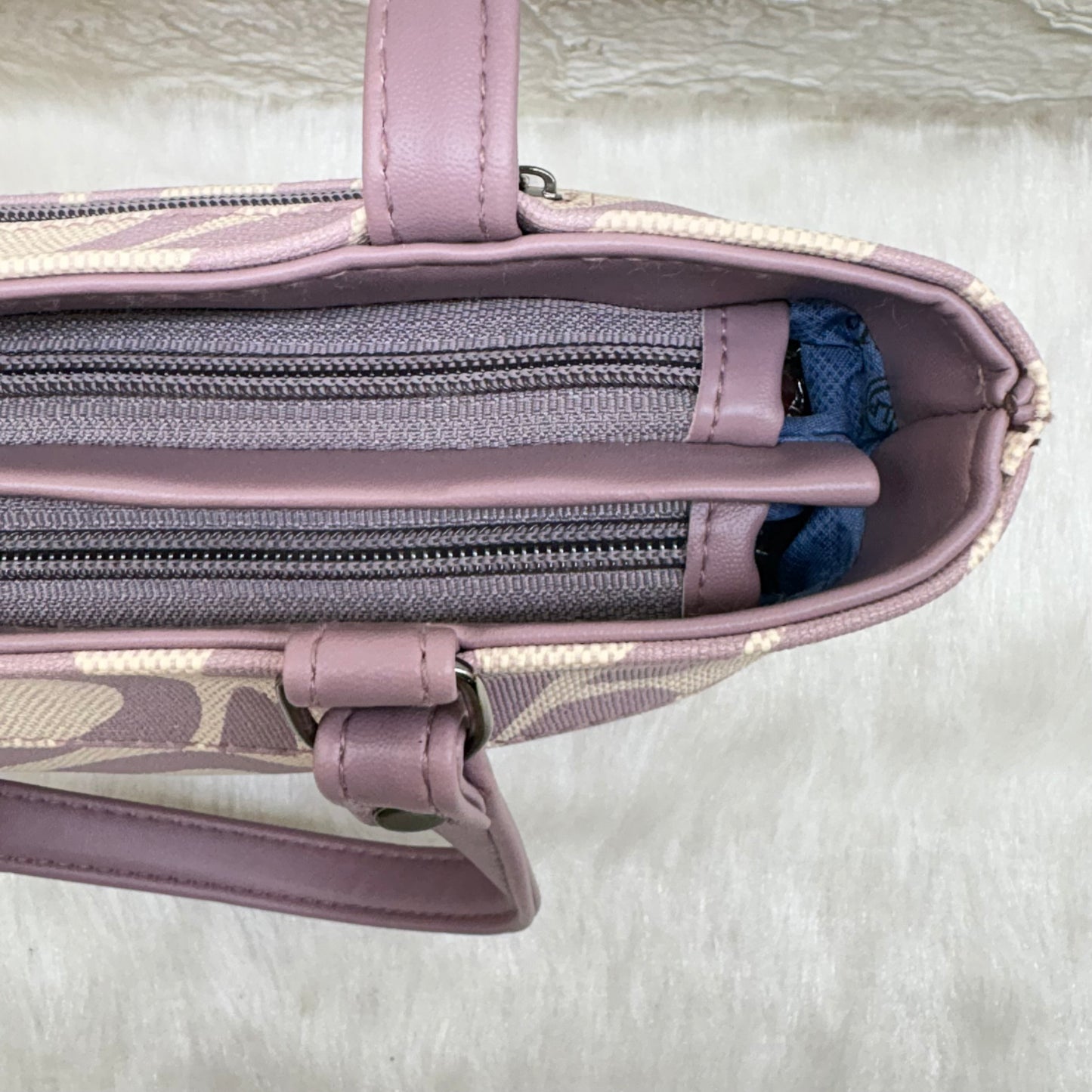 BATUTA HUB Small Hand Bag for Women, PU Leather, Stylish and Lightweight, Top Hand Held Bag