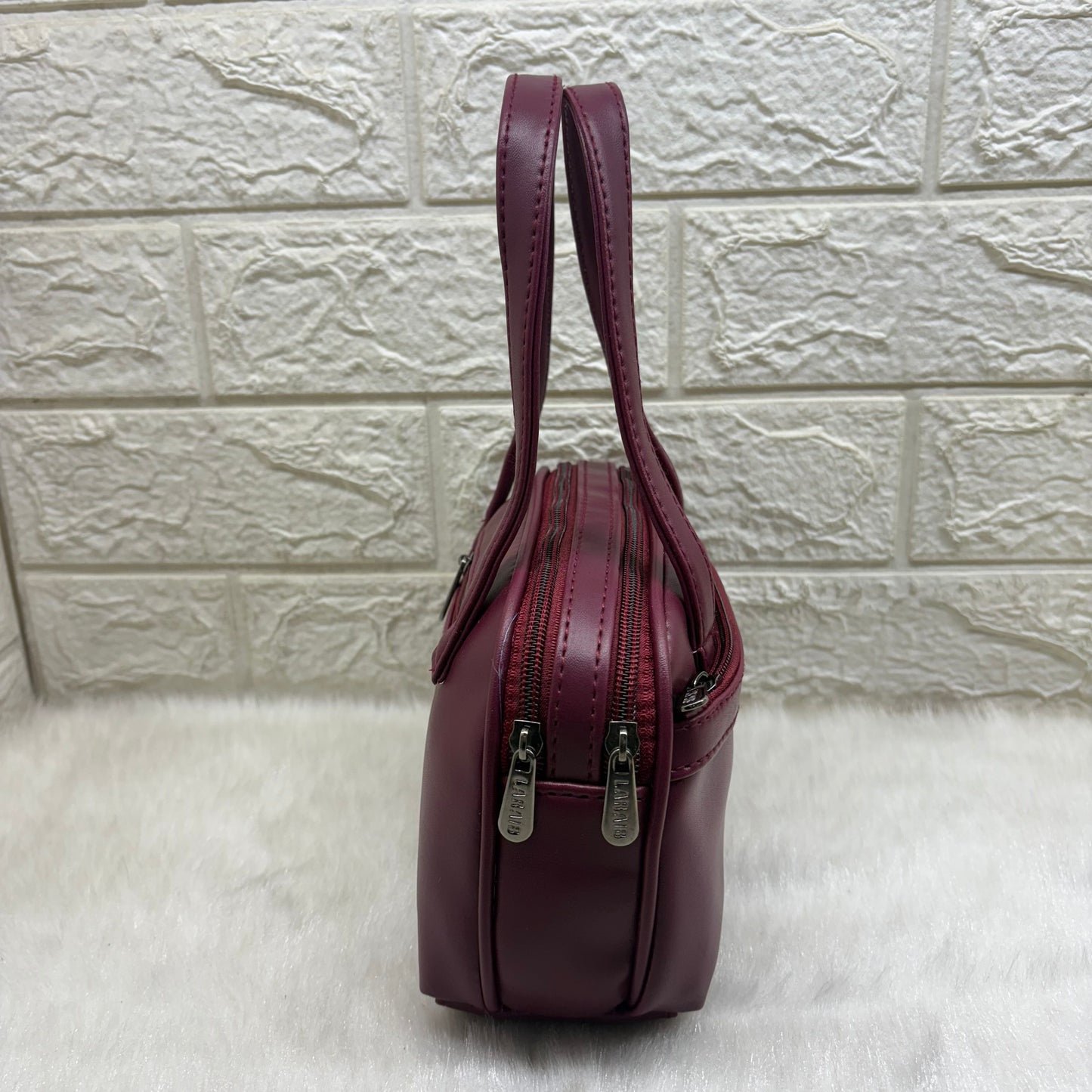 BATUTA Small Hand Bag for Women, PU Leather, Stylish and Lightweight, Top Hand Held Bag