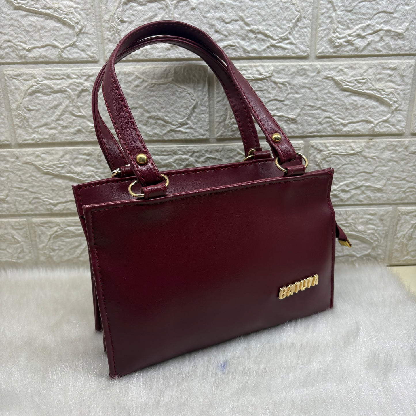 BATUTA Luxury Leather Large Capacity Bag for Women – Stylish PU Leather Satchel Handbag with Multiple Pockets Perfect Travel Bag for Women and Girls