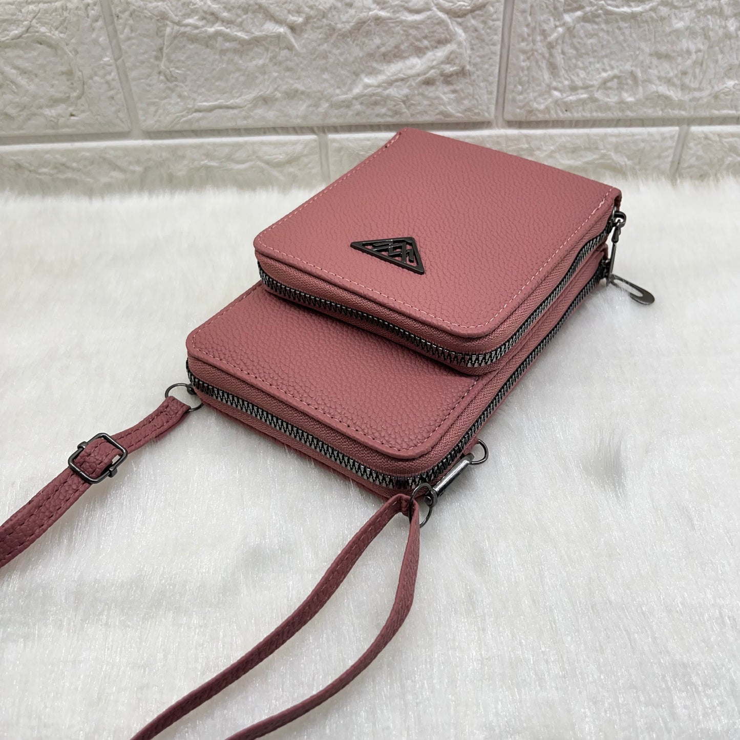 Wonen Cross Body Slingbag