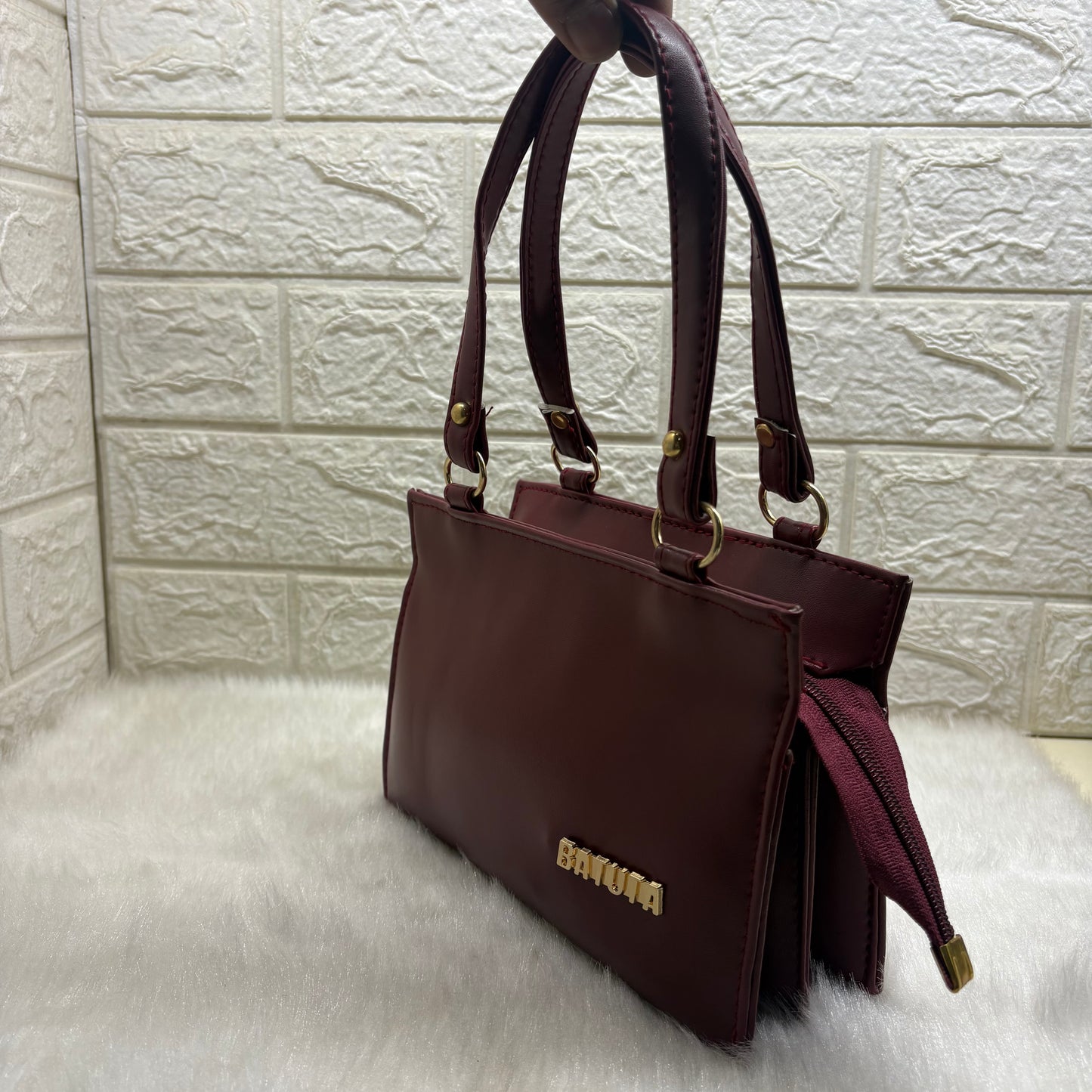 BATUTA Luxury Leather Large Capacity Bag for Women – Stylish PU Leather Satchel Handbag with Multiple Pockets Perfect Travel Bag for Women and Girls