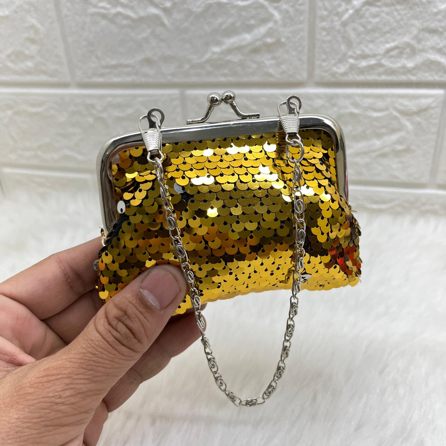 Kiss Lock Closure Coin Purses for Women and Girls, Sequin Coin Wallet Mini Purse Coin Purse with Detachable Handle