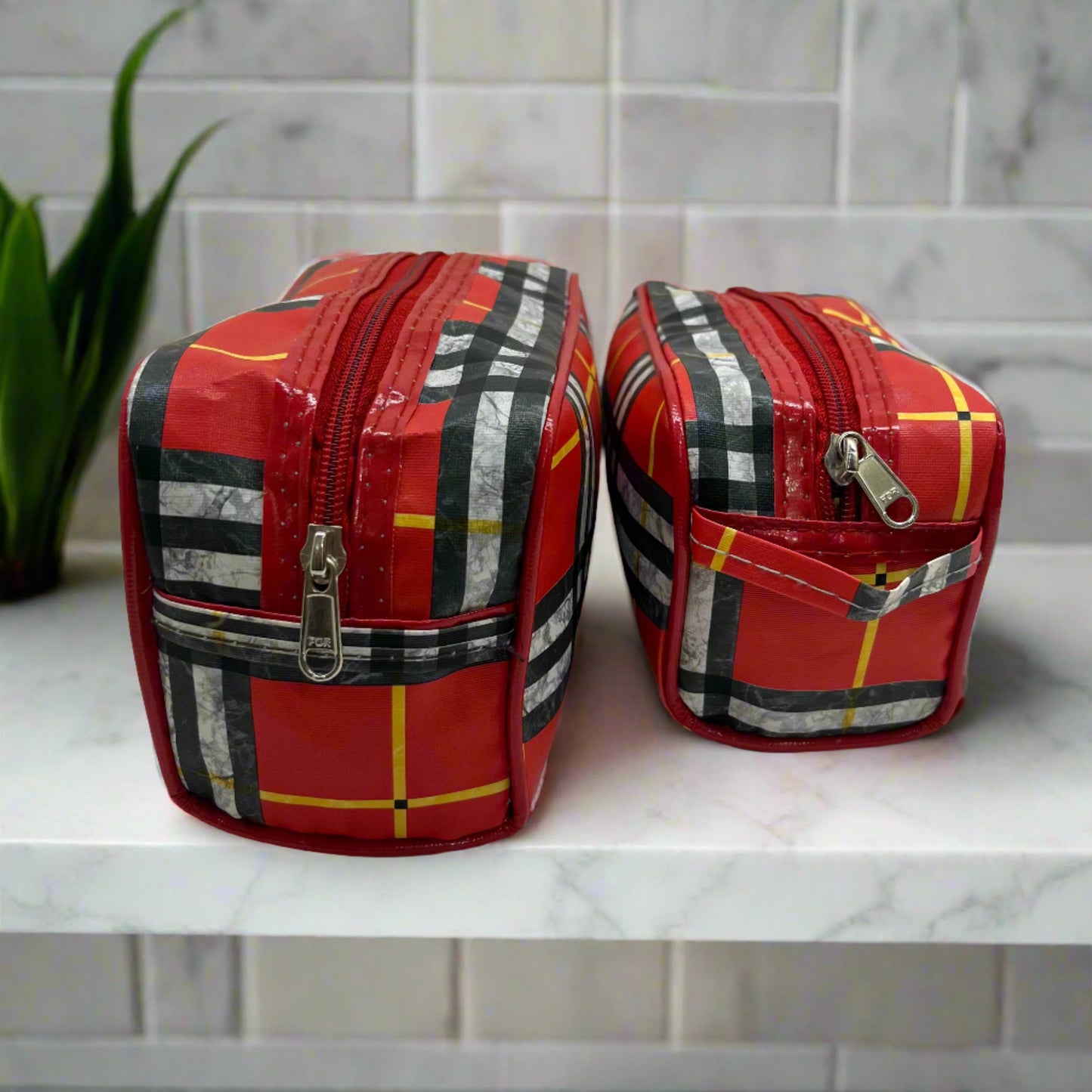 Women Makeup Bag, Cosmetic Storage Boxes, Jewelry Organizer, Toiletry Pouch Travel Toiletry Kit .