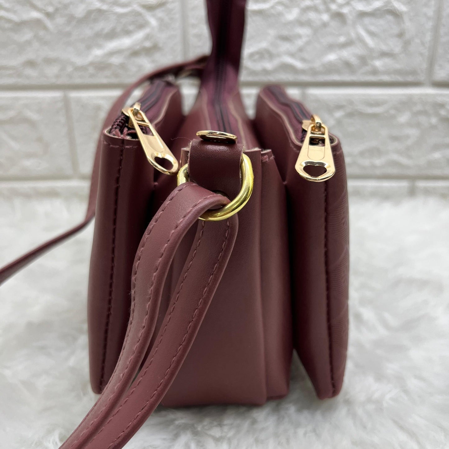 Cross body sling bag woman handbag sling bag