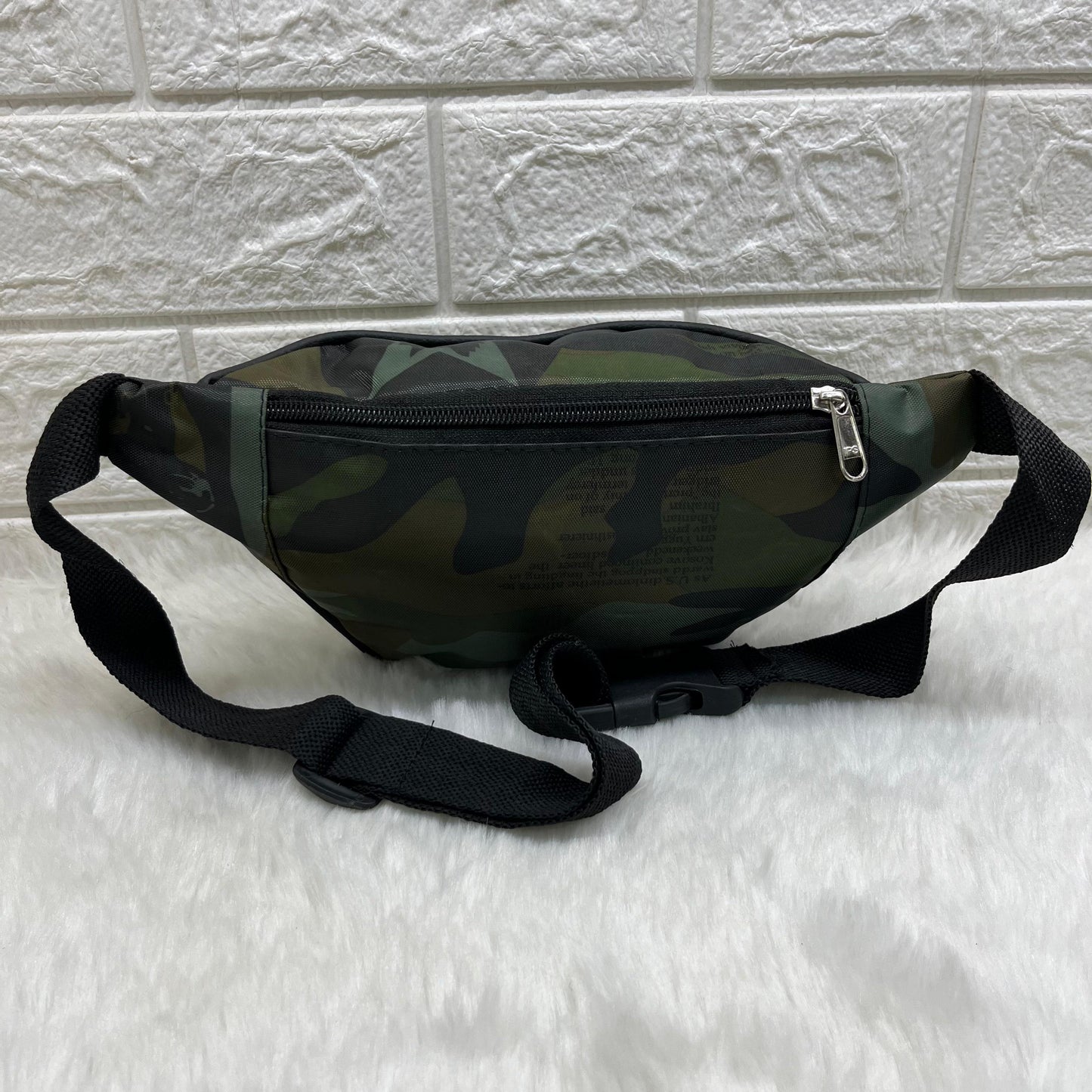 Stylish Waist Chest Mobile Pouch Travel Bag For Men Women waist bag military print