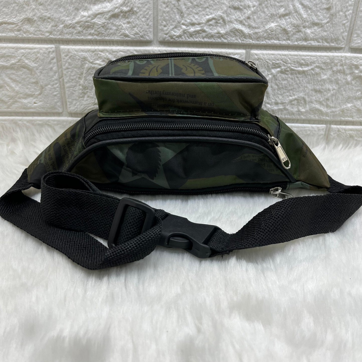 Stylish Waist Chest Mobile Pouch Travel Bag For Men Women waist bag military print