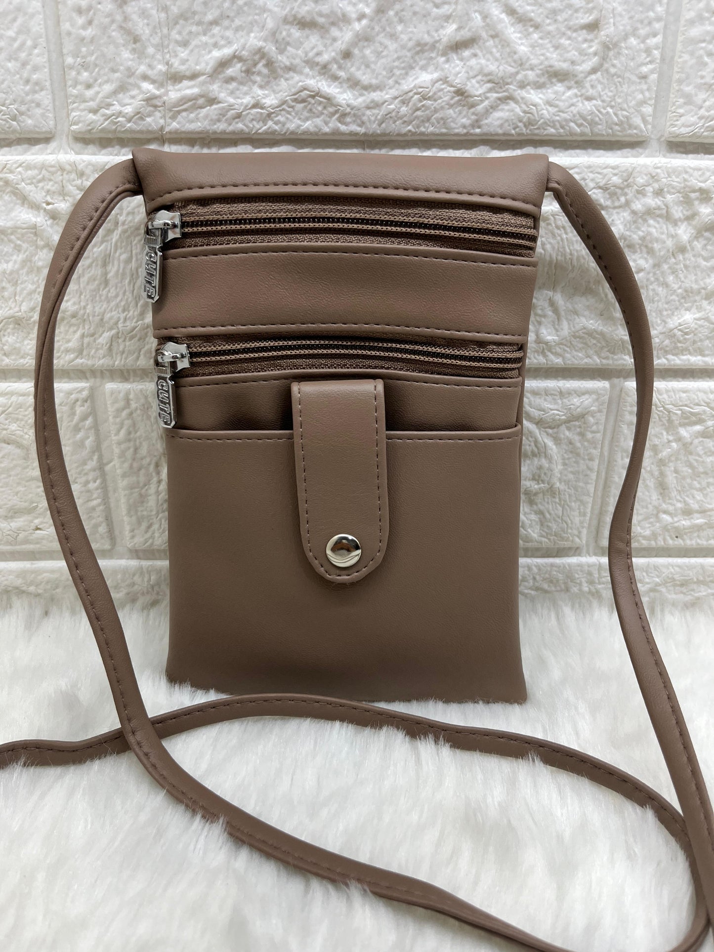 Stylish sling bag