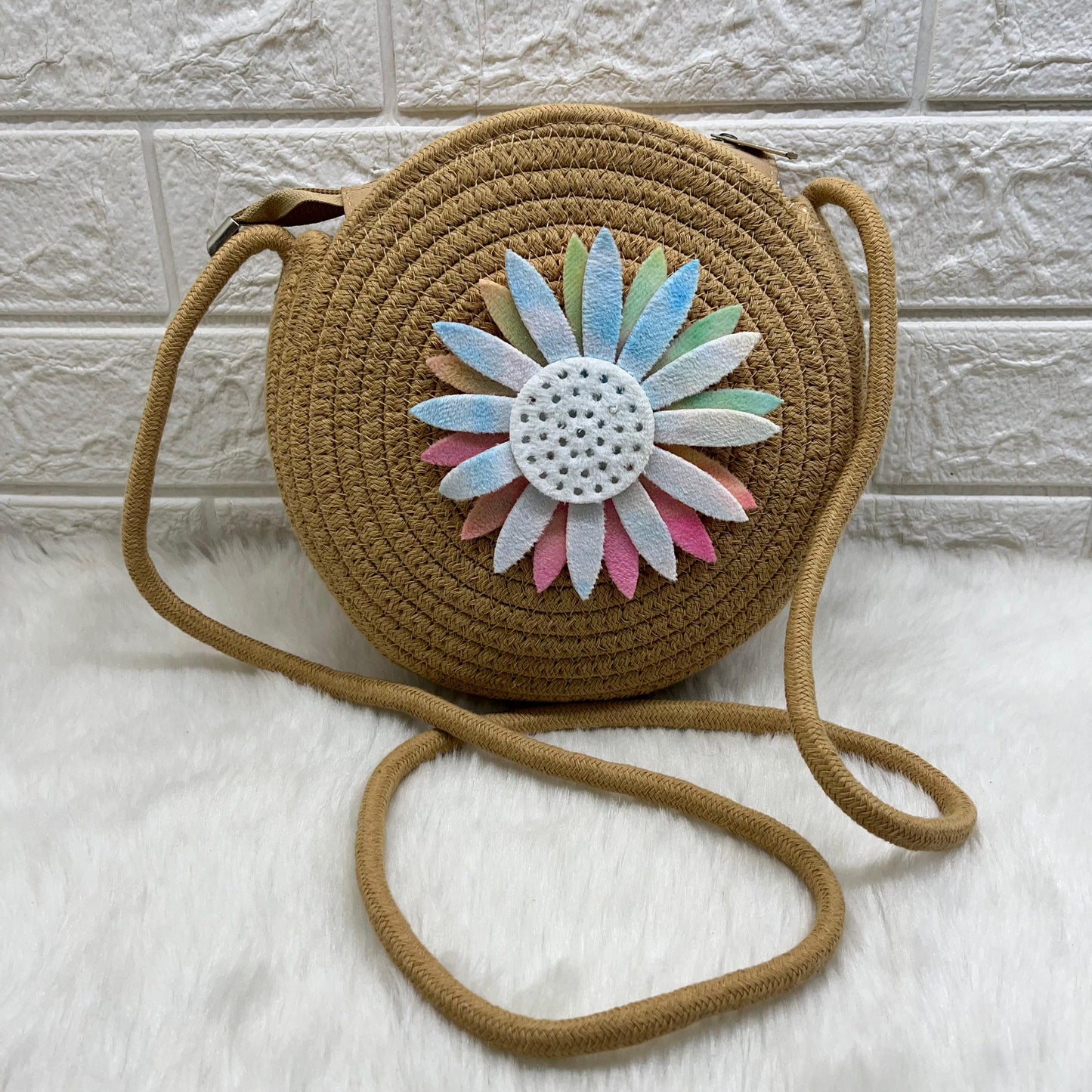 Women's Round Jute Sling Bag with Pompom, Girls Shoulder Purse, Small Handbag, Small Shopping bag for Women, Round(gol) Jute sling Bag