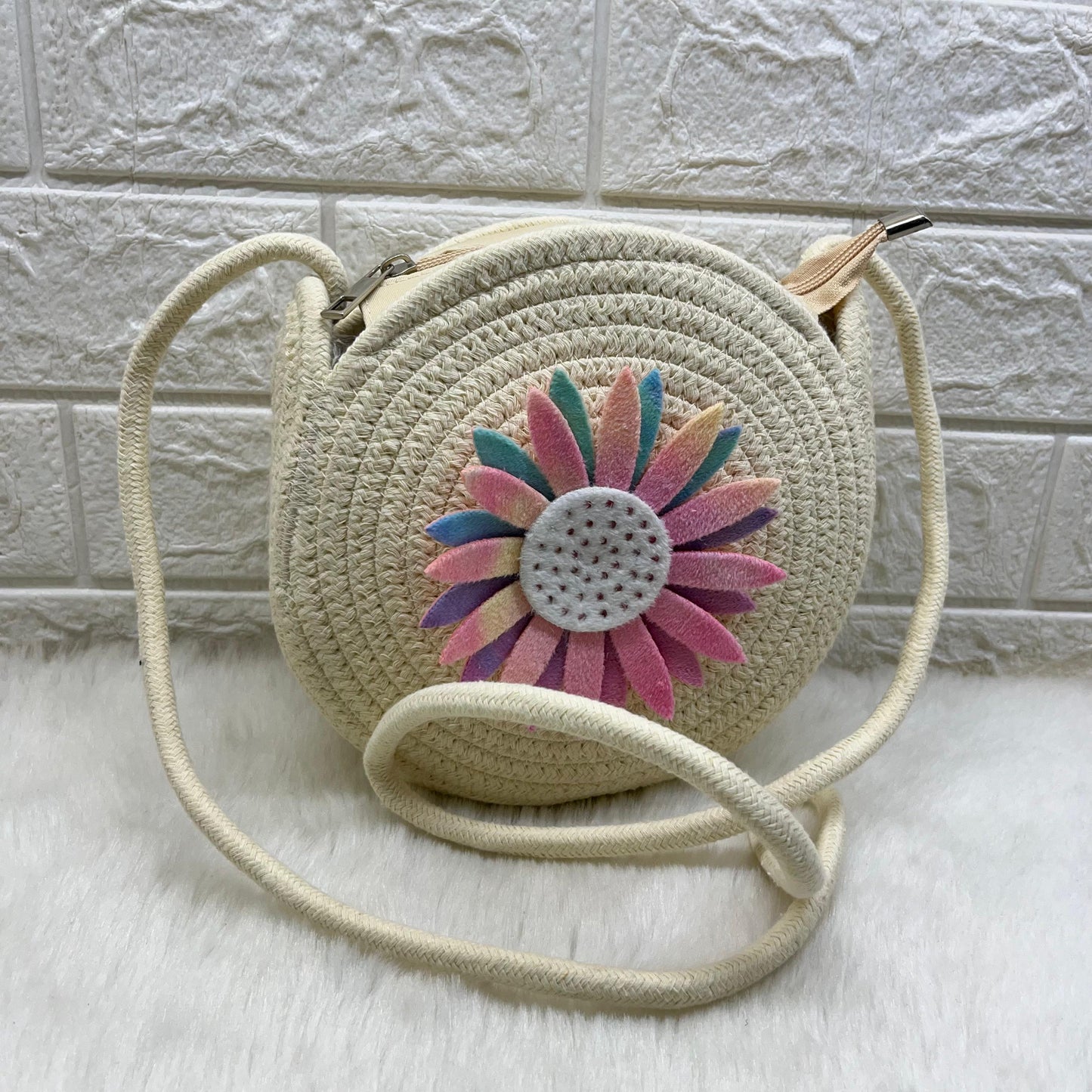 Women's Round Jute Sling Bag with Pompom, Girls Shoulder Purse, Small Handbag, Small Shopping bag for Women, Round(gol) Jute sling Bag