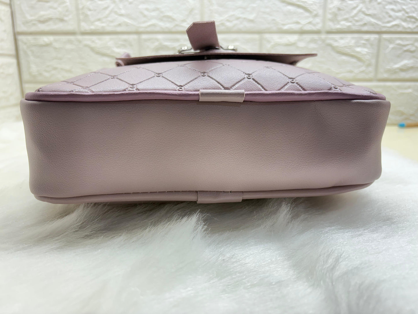 BATUTA - Women's Girls Quilted Cross Body Sling Bag with Height Adjustable Belt