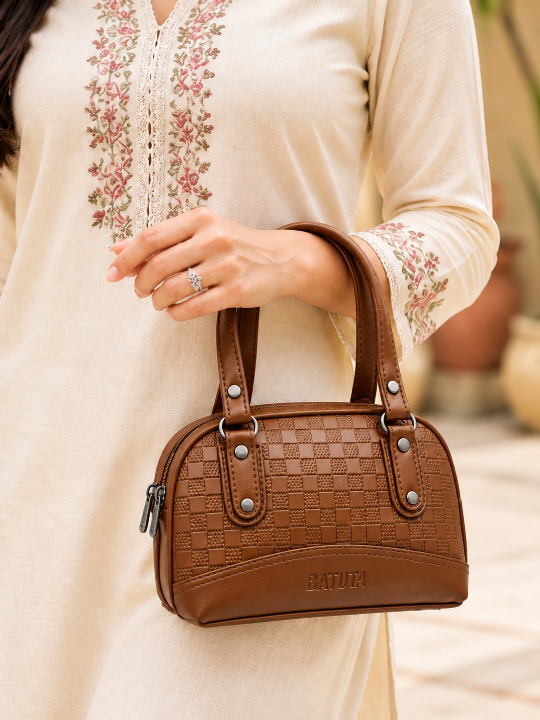 Small Handheld bag for Women, PU Leather, Stylish and Lightweight