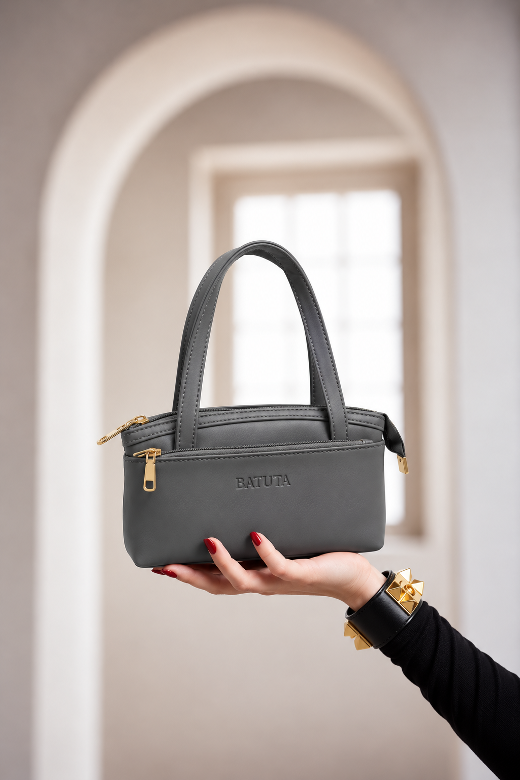 BATUTA HUB - Attractive Women's Small Handbag