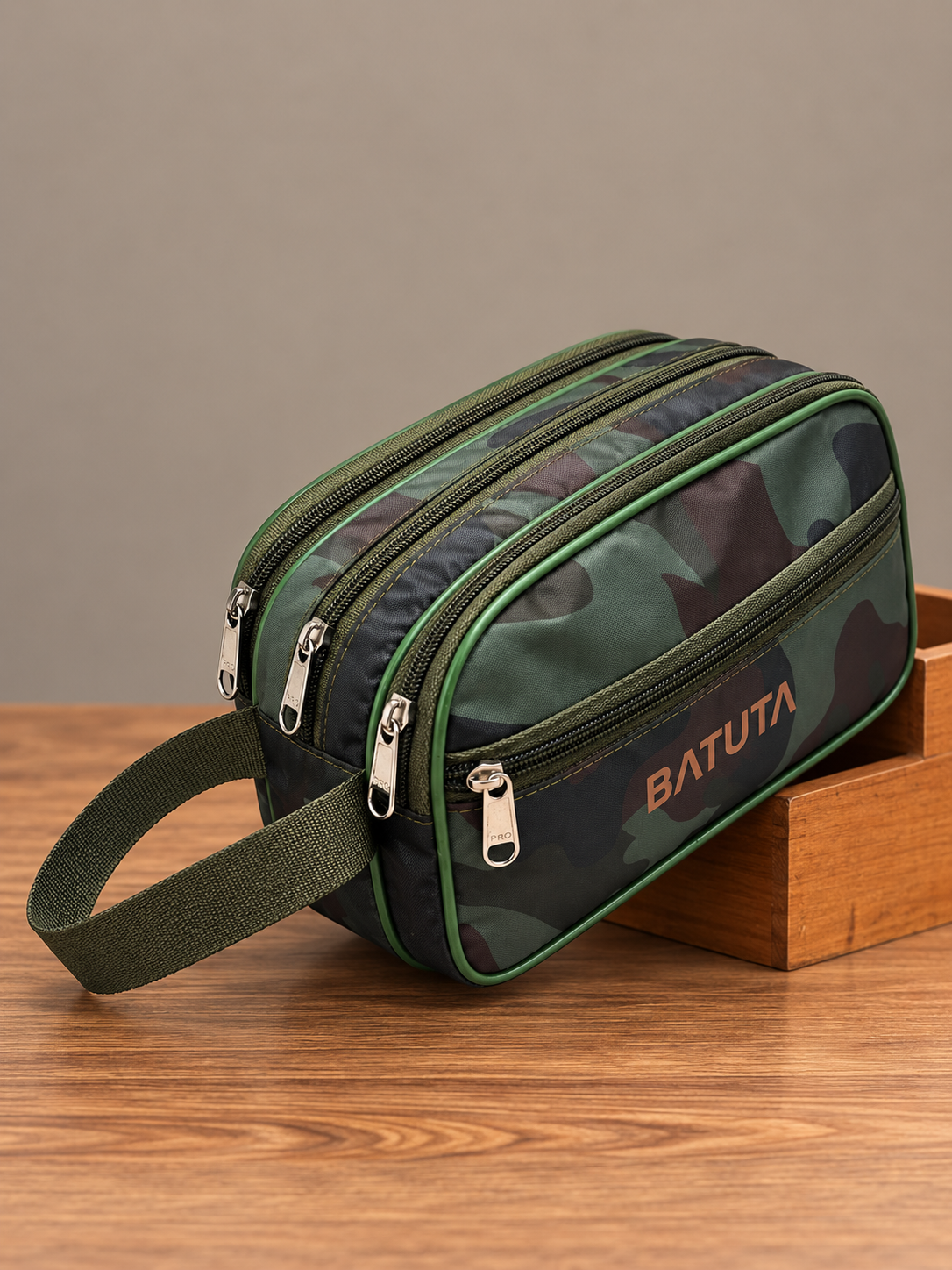 BATUTA Travel Toiletry Bag for Men | Multi Compartment Shaving Kit & Grooming Pouch | Cosmetic Organizer Bag